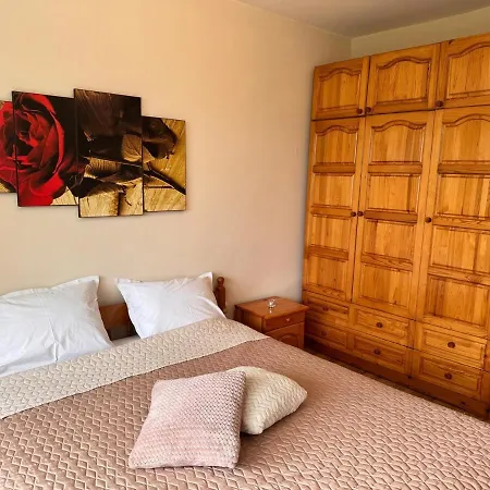 Sea View 1 Bedroom - Pool & Free Parking - Appartement Kavarna