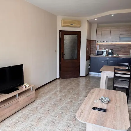 Sea View 1 Bedroom - Pool & Free Parking - *